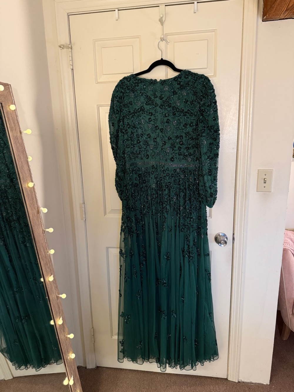 MAC DUGGAL
Green Embellished V Neck 3/4 Sleeve A Line Gown - Picture 10 of 13